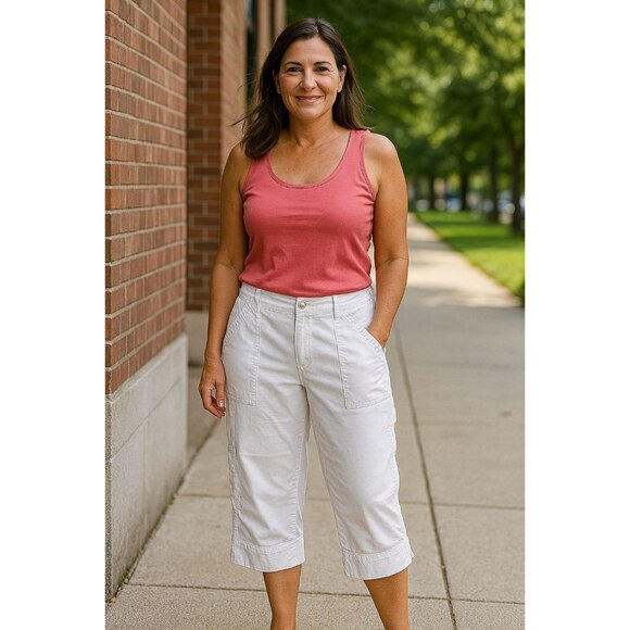 BillBlass Women's Off-white Size 8  Capri Pants Slash pockets - Picture 1 of 3